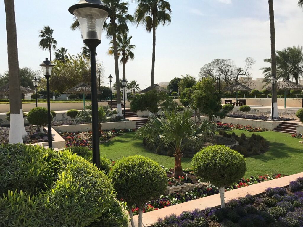 حديقة الوكرة العامة من أبرز حدائق في قطر.