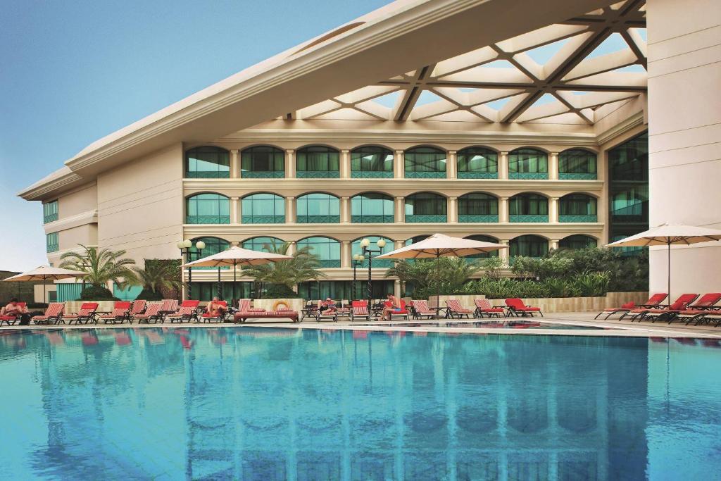 فندق موفنبيك جراند البستان دبي من أرقى الفنادق في دبي
