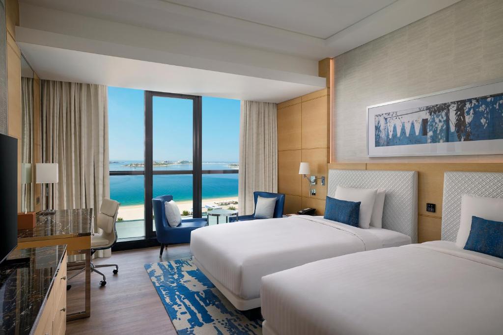 فندق ماريوت نخلة جميرا من فنادق شبابية في دبي