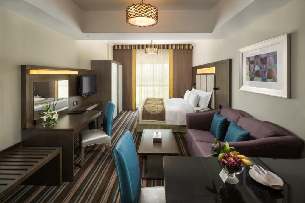 فندق سافوي سنترال للشقق الفندقية من أفضل شقق فندقية رخيصة في دبي.