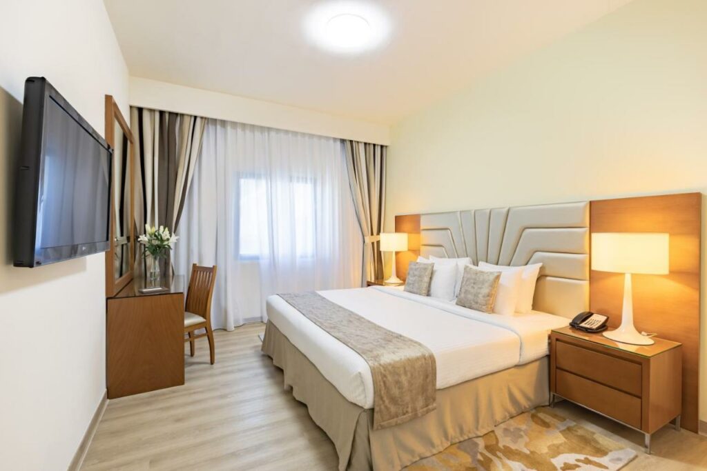 يٌعد فندق جولدن ساندس للشقق الفندقية من أفضل شقق فندقية دبي رخيصة.