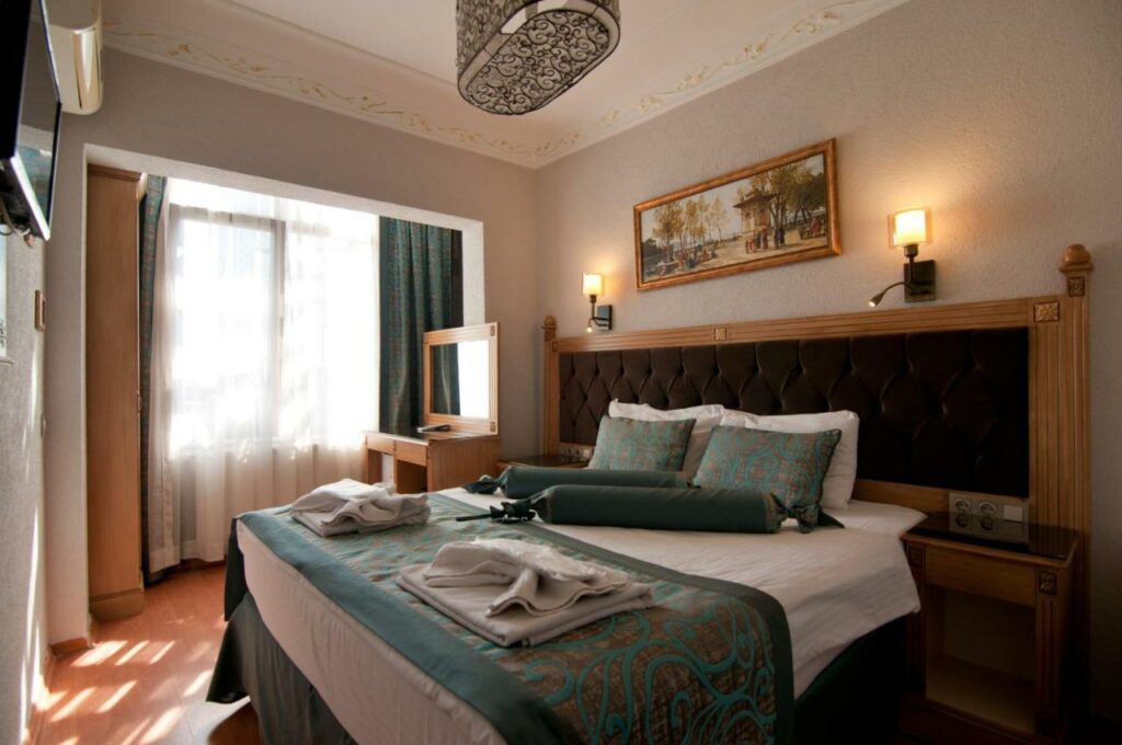 فندق بلو توانا إسطنبول أفضل فندق في السلطان أحمد للعرسان.