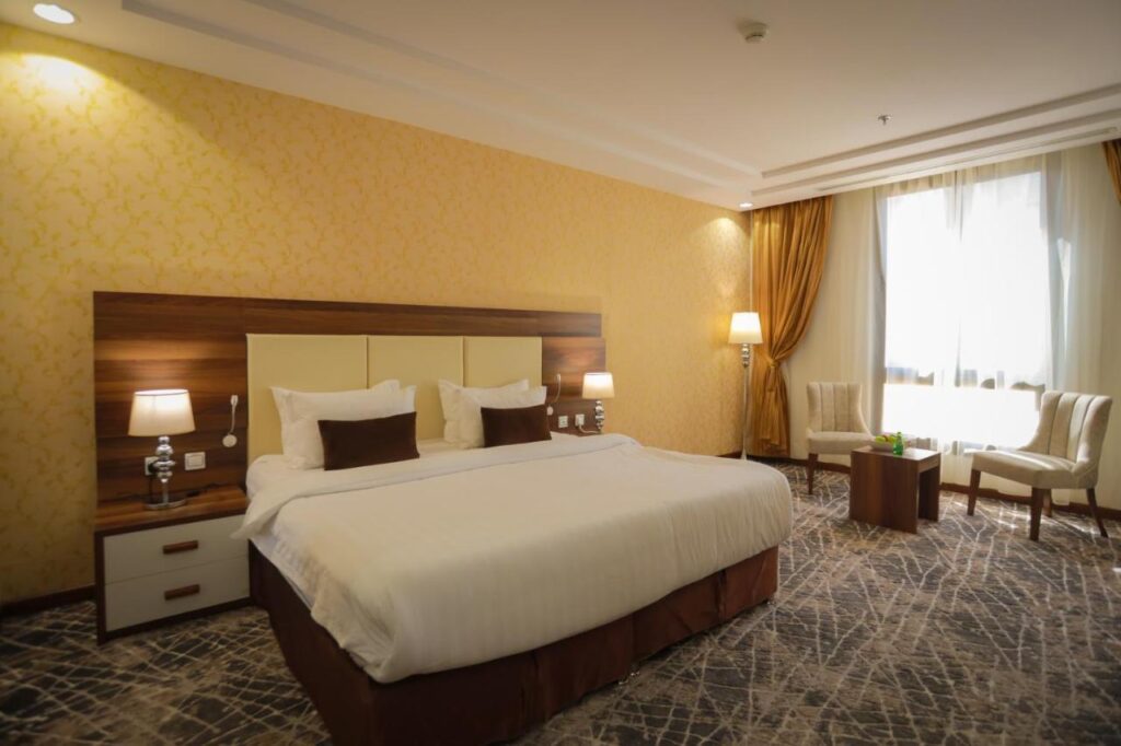 من أهم فنادق رخيصة في جدة فندق ميراج جدة.