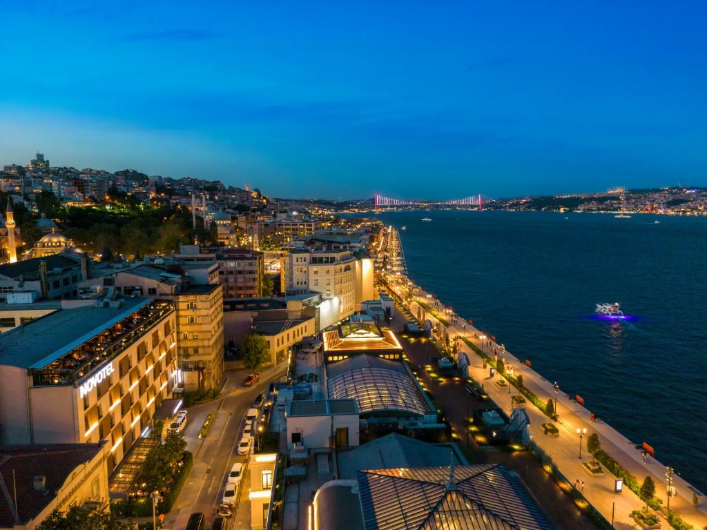 فندق نوفوتيل البسفور إسطنبول أرقى فنادق كاراكوي إسطنبول.