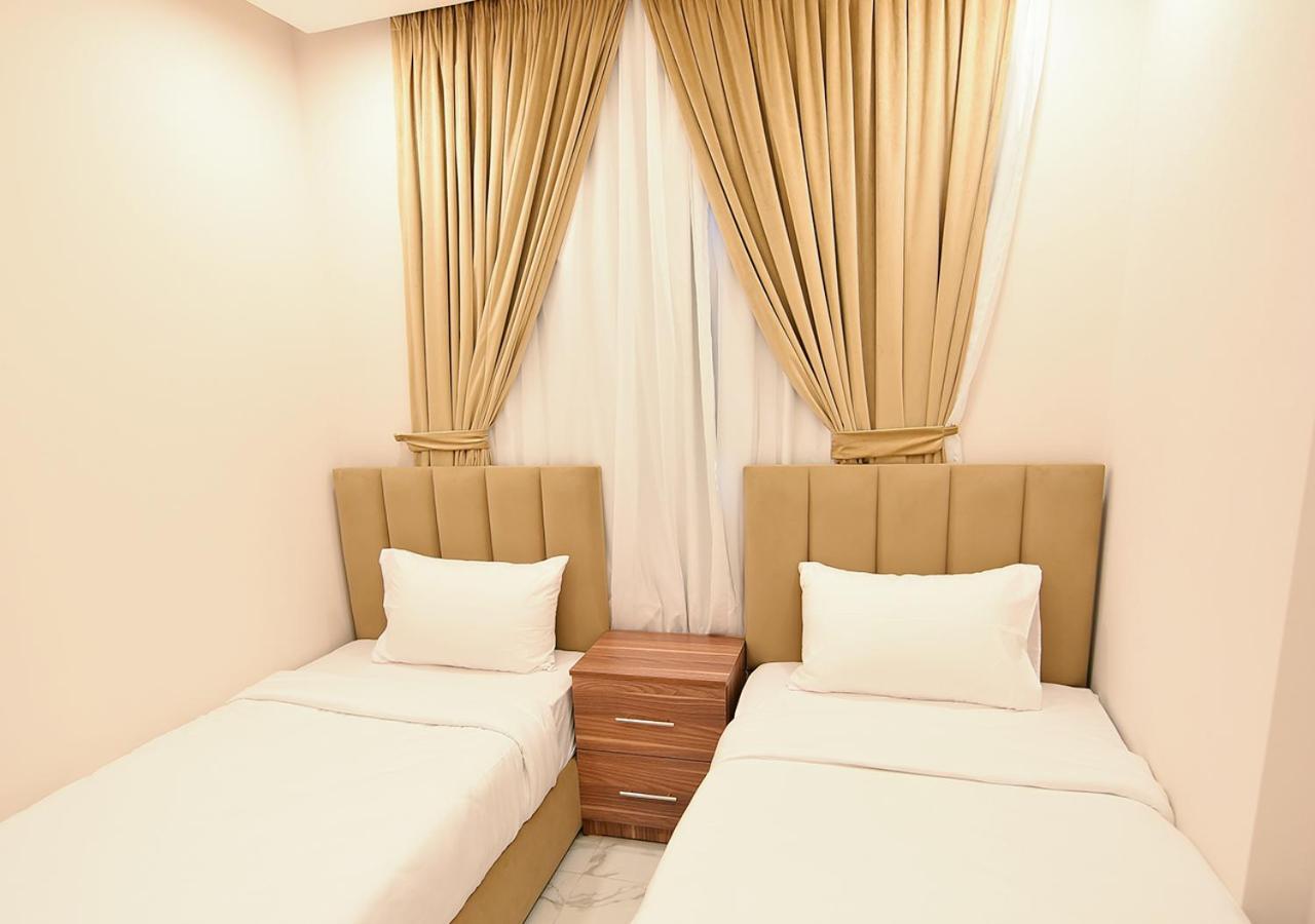 فندق الدانة للشقق الفندقية يعد واحد من أحسن فنادق الفروانية في الكويت
