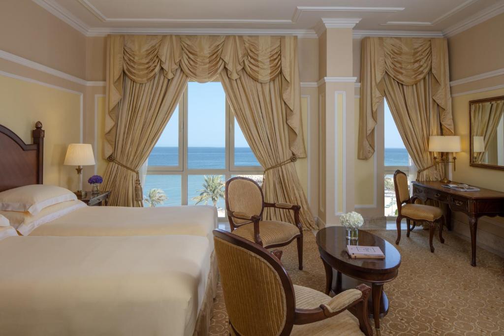  فندق الريجنسي الكويت من أجمل فنادق في حولي الكويت.