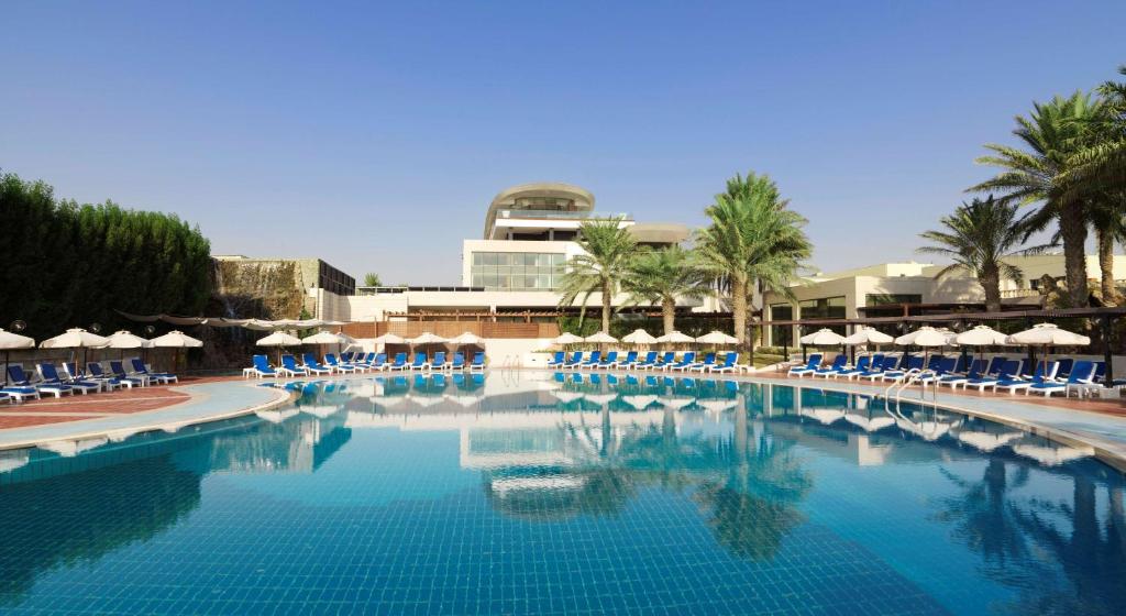 فندق راديسون بلو الكويت من فنادق البدع في الكويت الراقية.